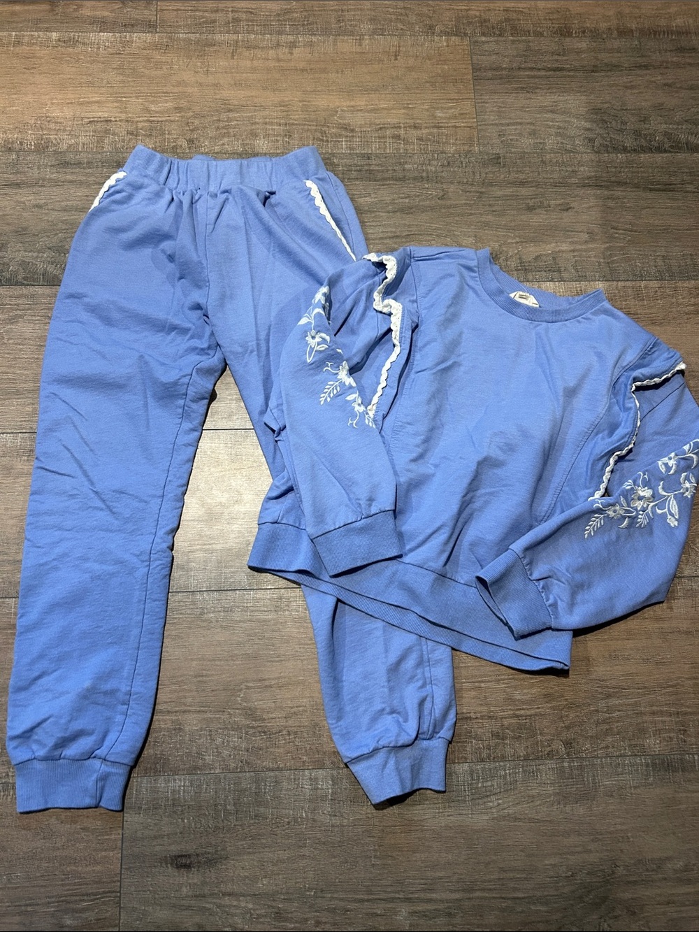 Girls Ruffle Outfit L(10)